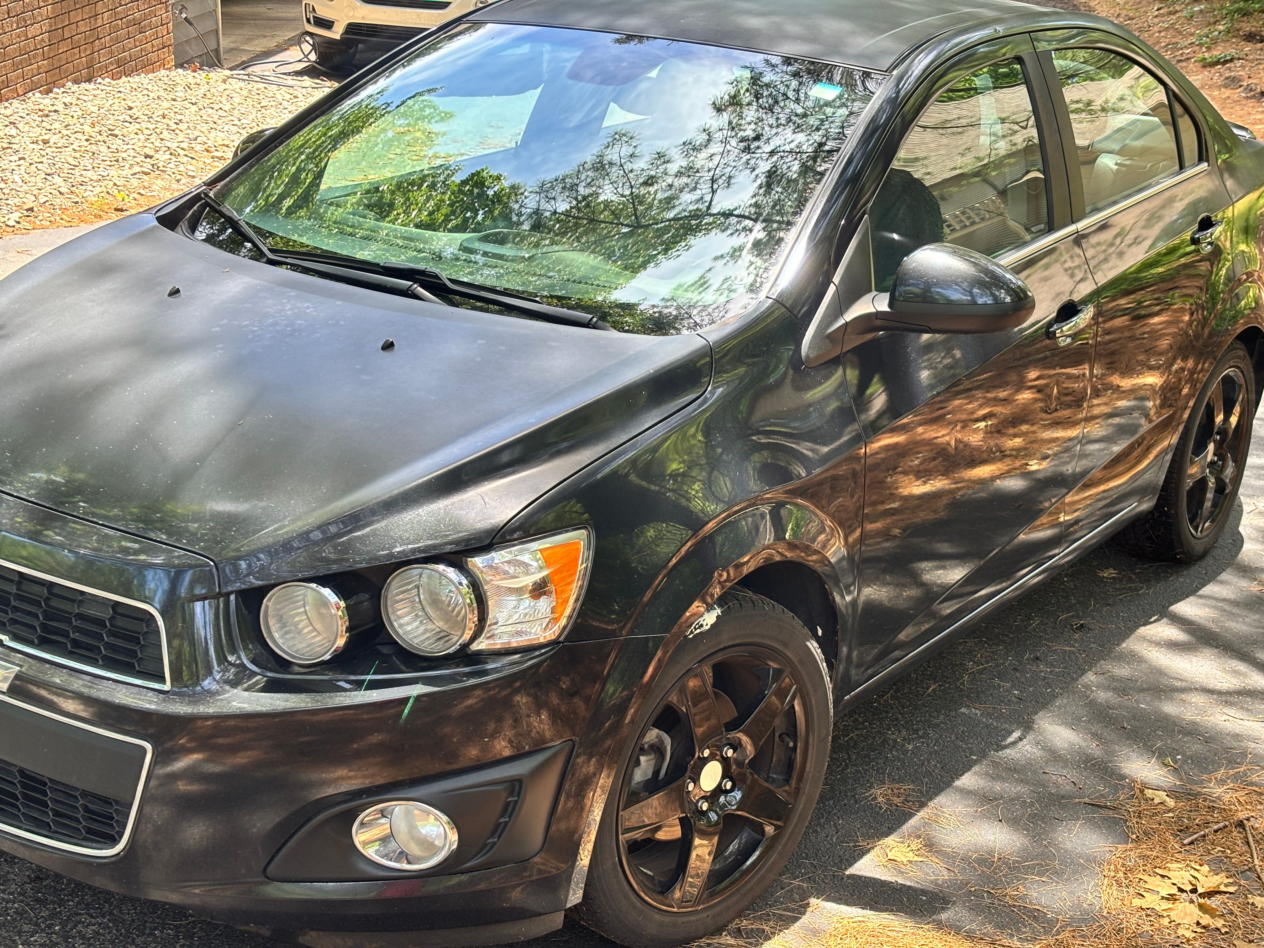 Used 2013 Chevrolet Sonic LTZ FWD image 5