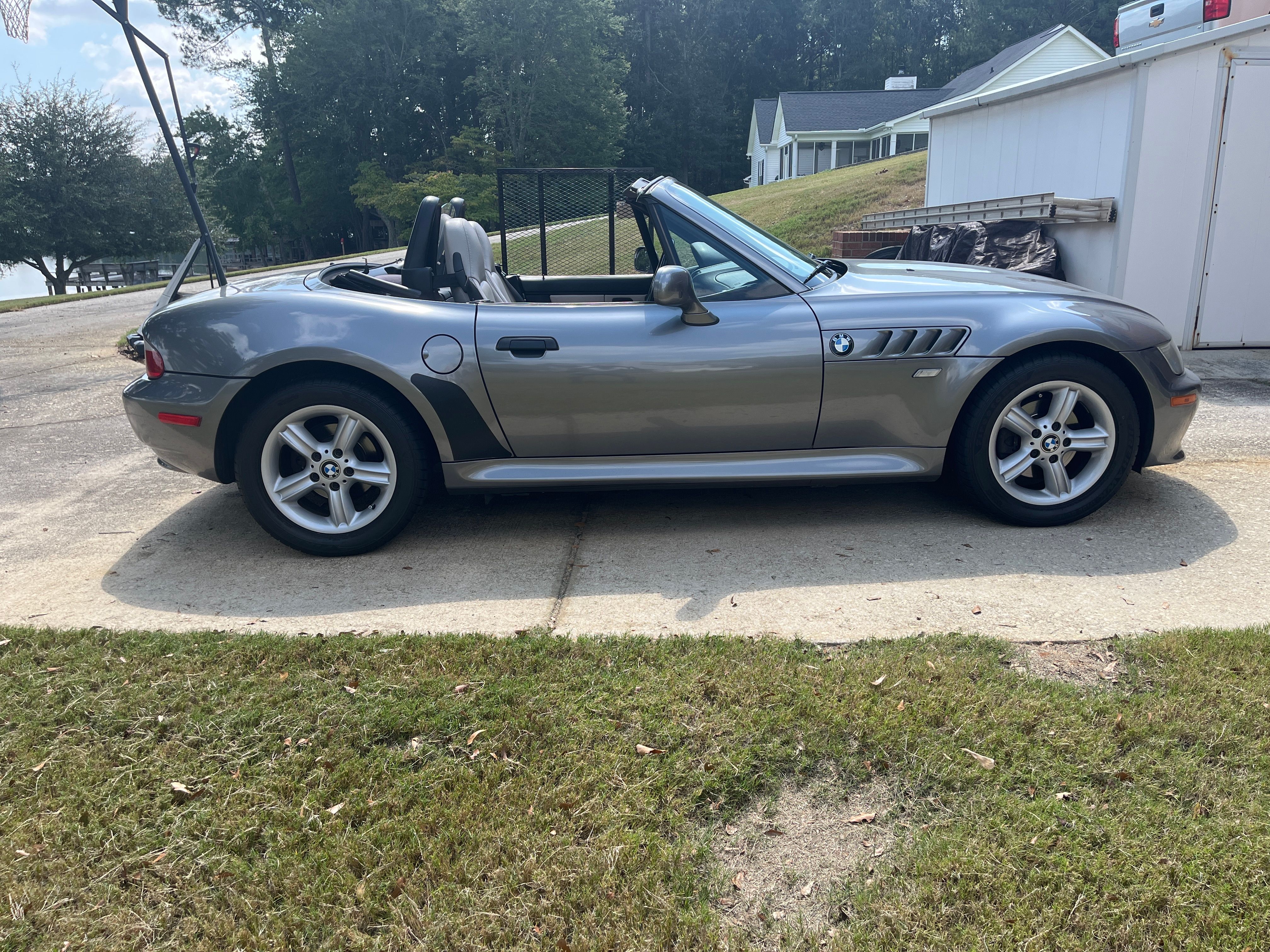Used 2002 BMW Z3 2.5i RWD image 6