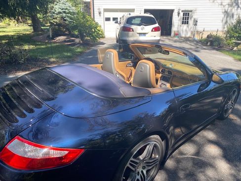 Used 2007 Porsche 911 Carrera 4S AWD/4WD image 9