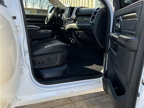 Used 2024 RAM 2500 Laramie image 9