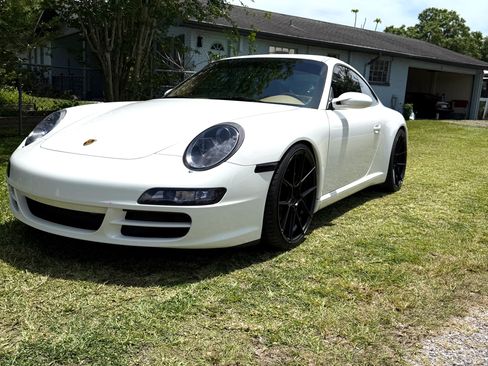 Used 2007 Porsche 911 Carrera RWD image 1