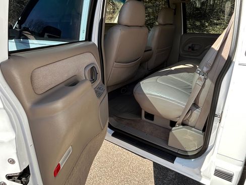 Used 1998 Chevrolet Silverado 1500 4x4 Regular Cab w/ Preferred Equipment Group 2 image 30