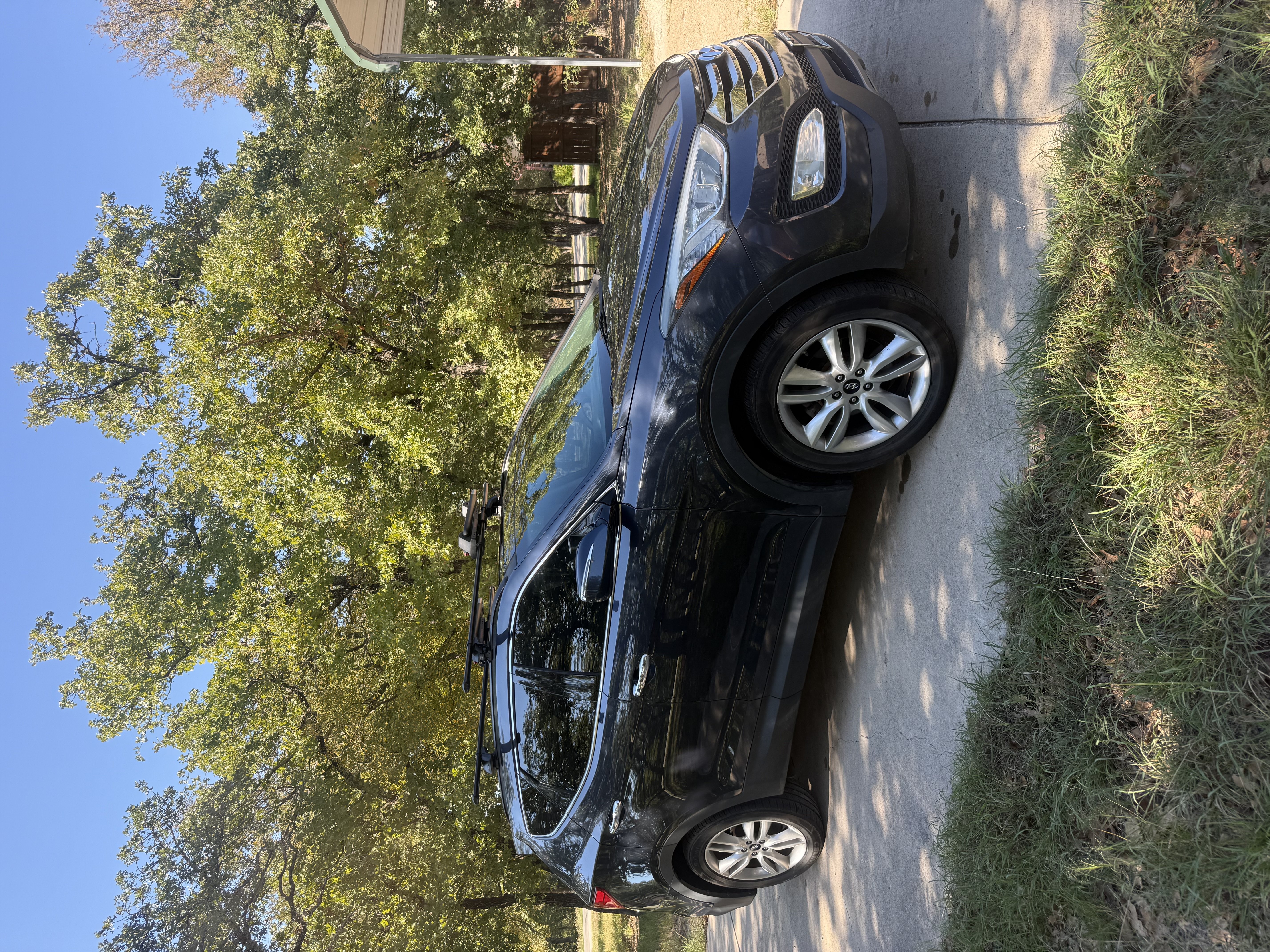 Used 2015 Hyundai Santa Fe Sport 2.0T w/ Option Group 05 FWD image 5
