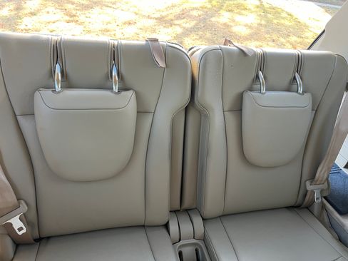 Used 2013 Toyota Highlander FWD image 13