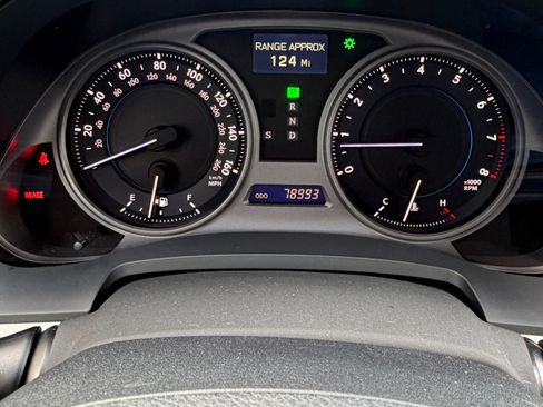 Used 2006 Lexus IS 350 image 10