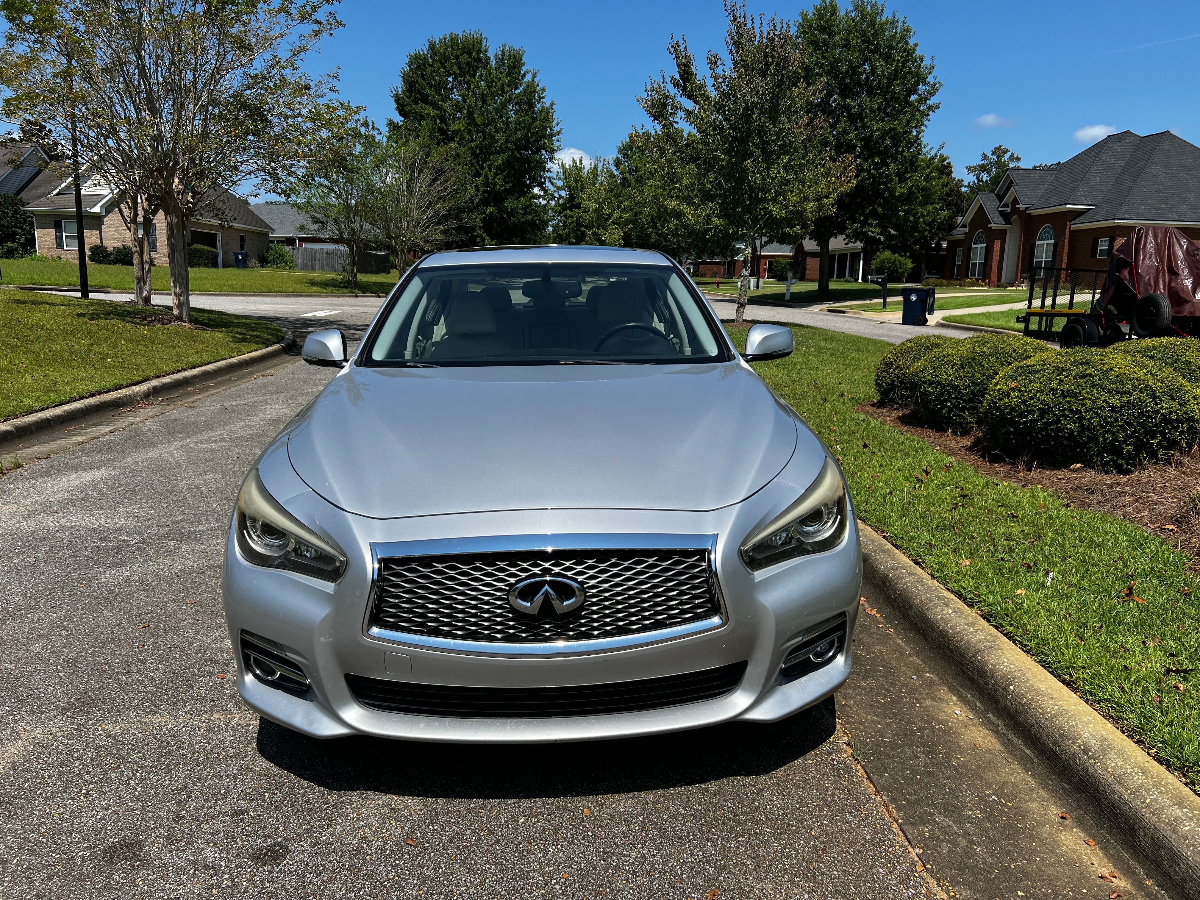 Used 2014 INFINITI Q50 Premium w/ Navigation Package RWD image 1
