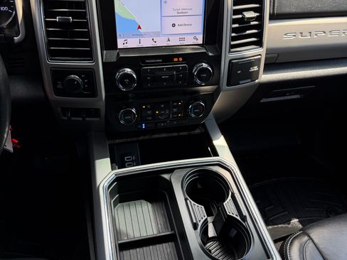 Used 2019 Ford F250 Lariat w/ Lariat Value Package AWD/4WD image 18