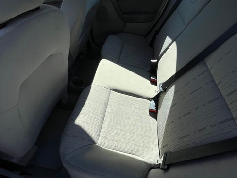 Used 2009 Ford Focus SE image 6