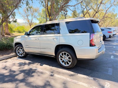 Used 2016 GMC Yukon Denali w/ Open Road Package image 6