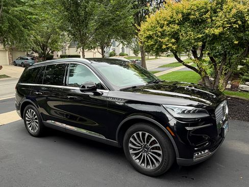 Used 2020 Lincoln Aviator Reserve w/ Elements Package Plus AWD/4WD image 2