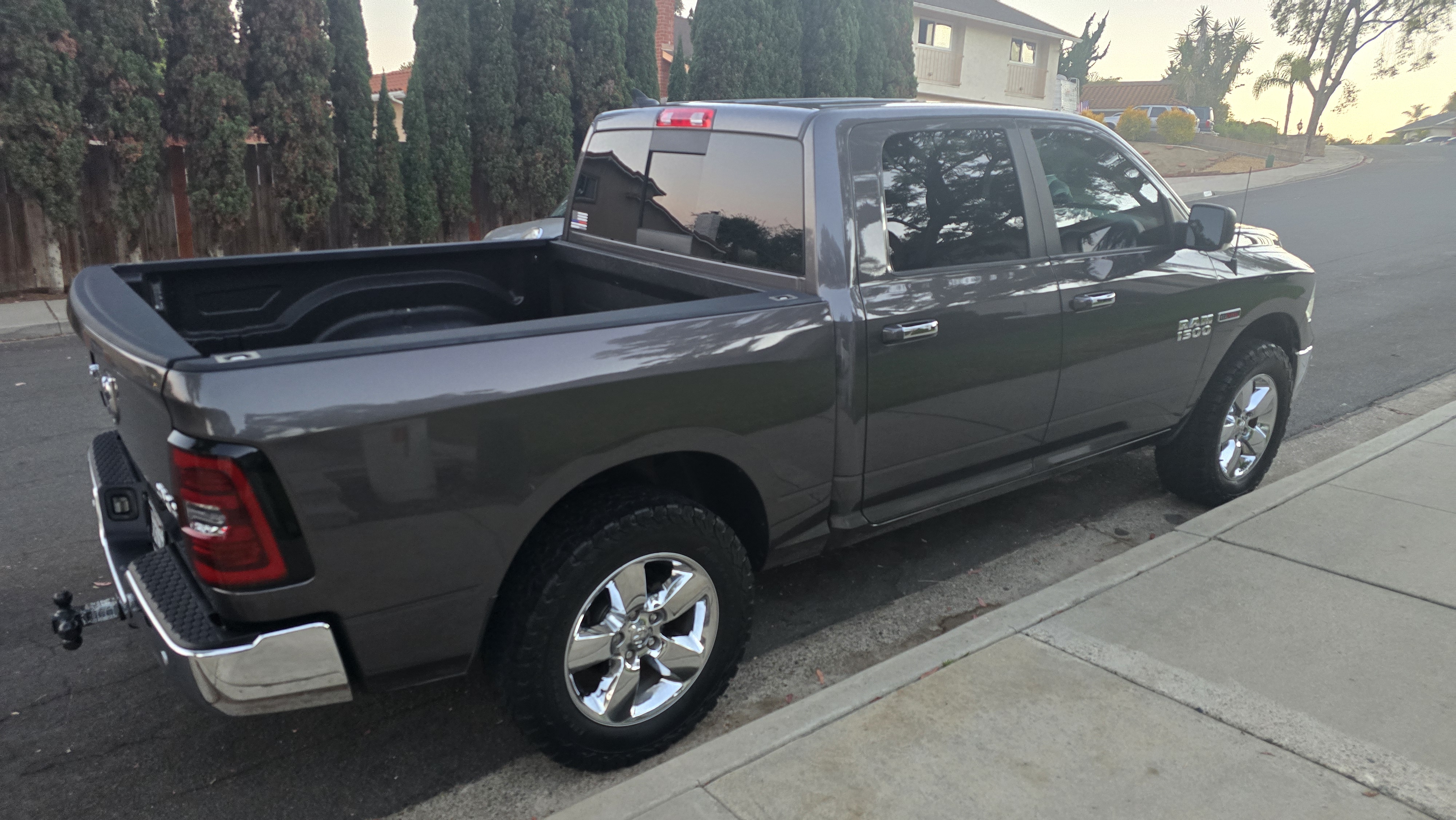 Used 2017 RAM 1500 Big Horn AWD/4WD image 4