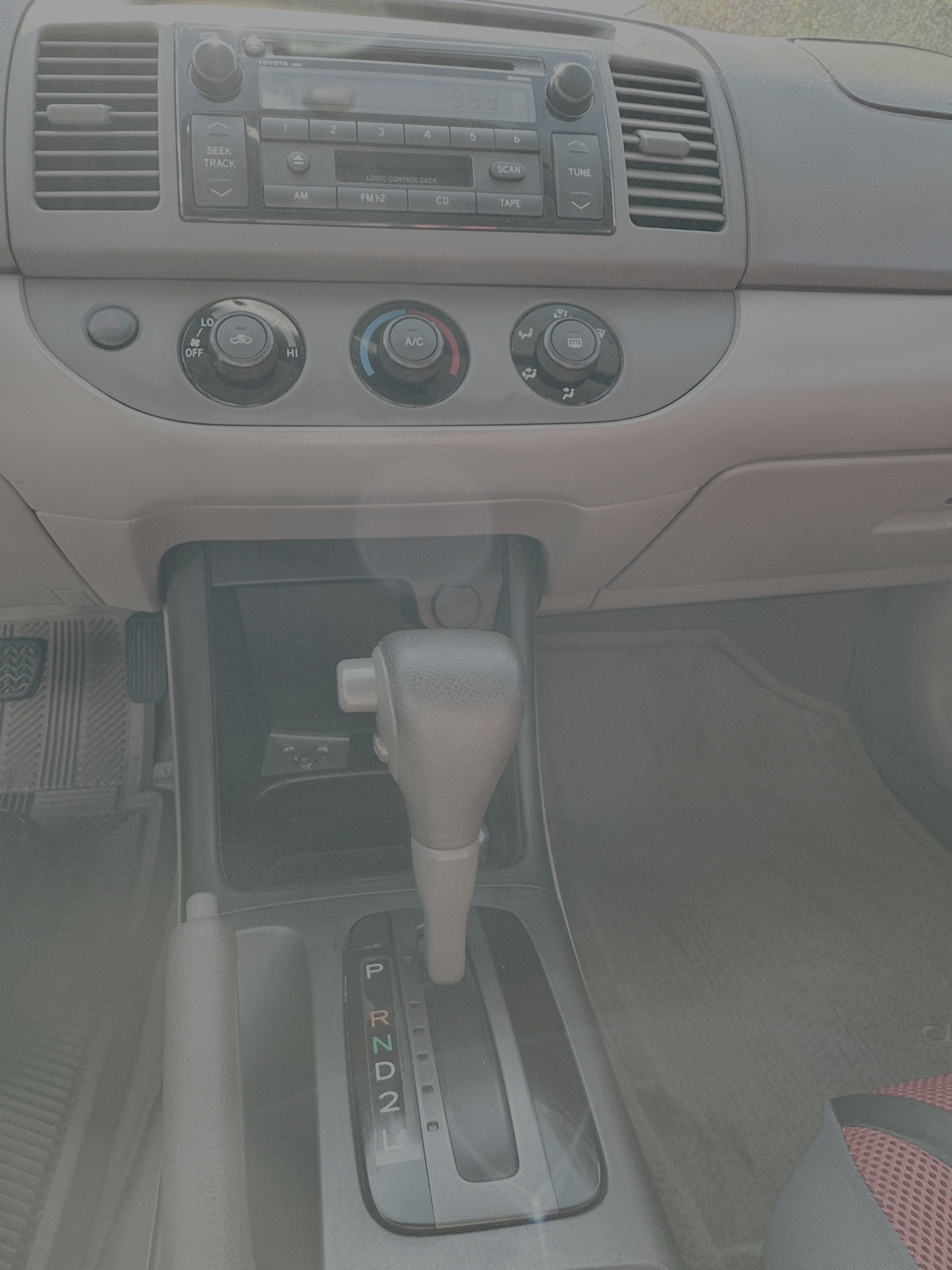 Used 2002 Toyota Camry LE FWD image 10