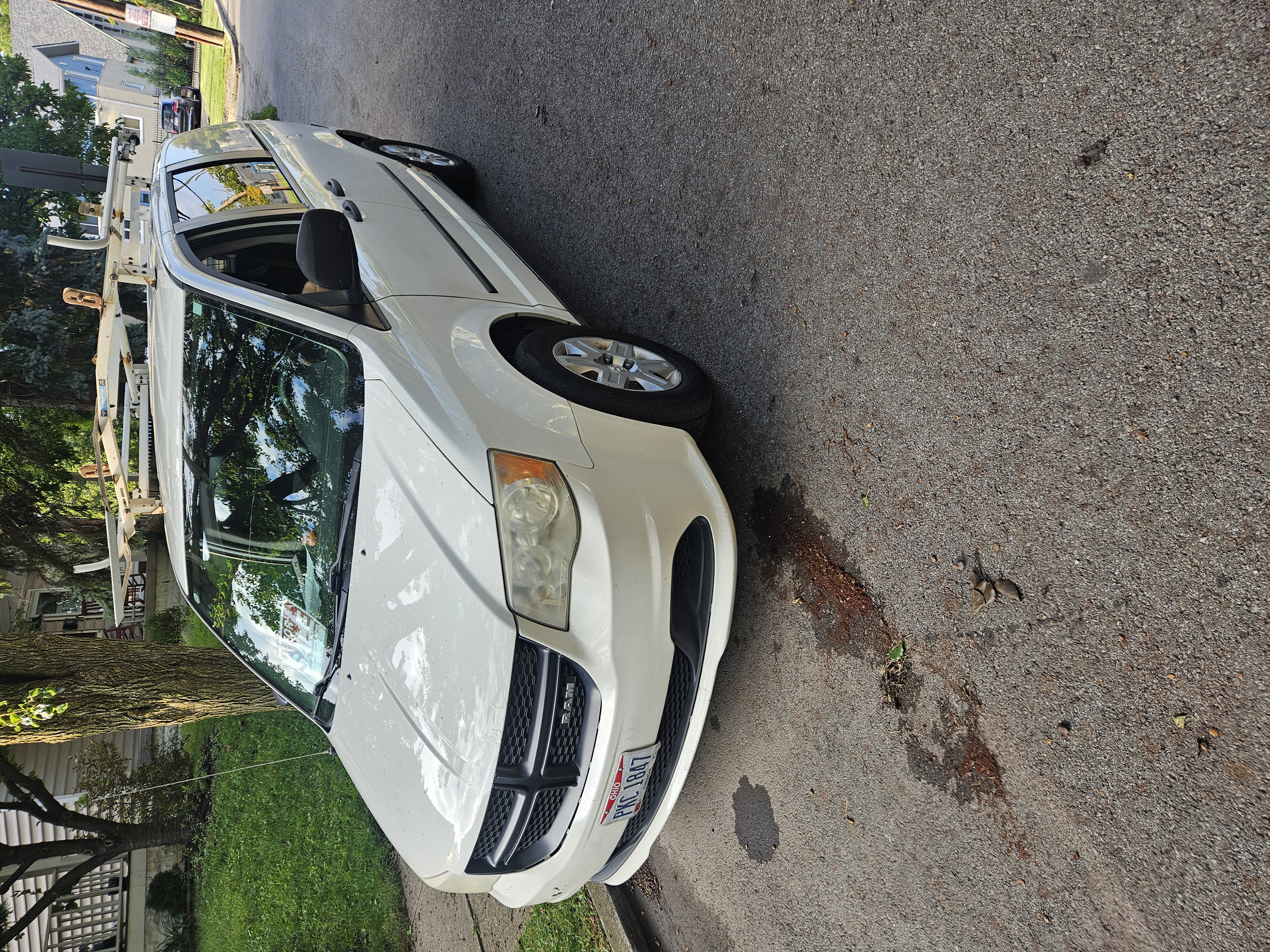 Used 2012 RAM C/V FWD image 1