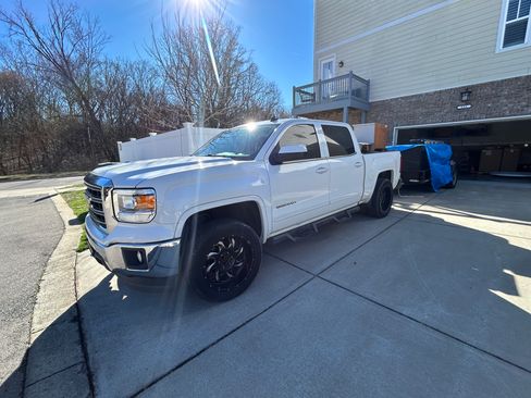 Used 2014 GMC Sierra 1500 SLE w/ SLE Value Package image 4