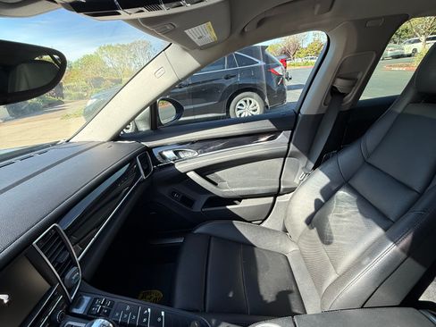 Used 2016 Porsche Panamera Edition image 20