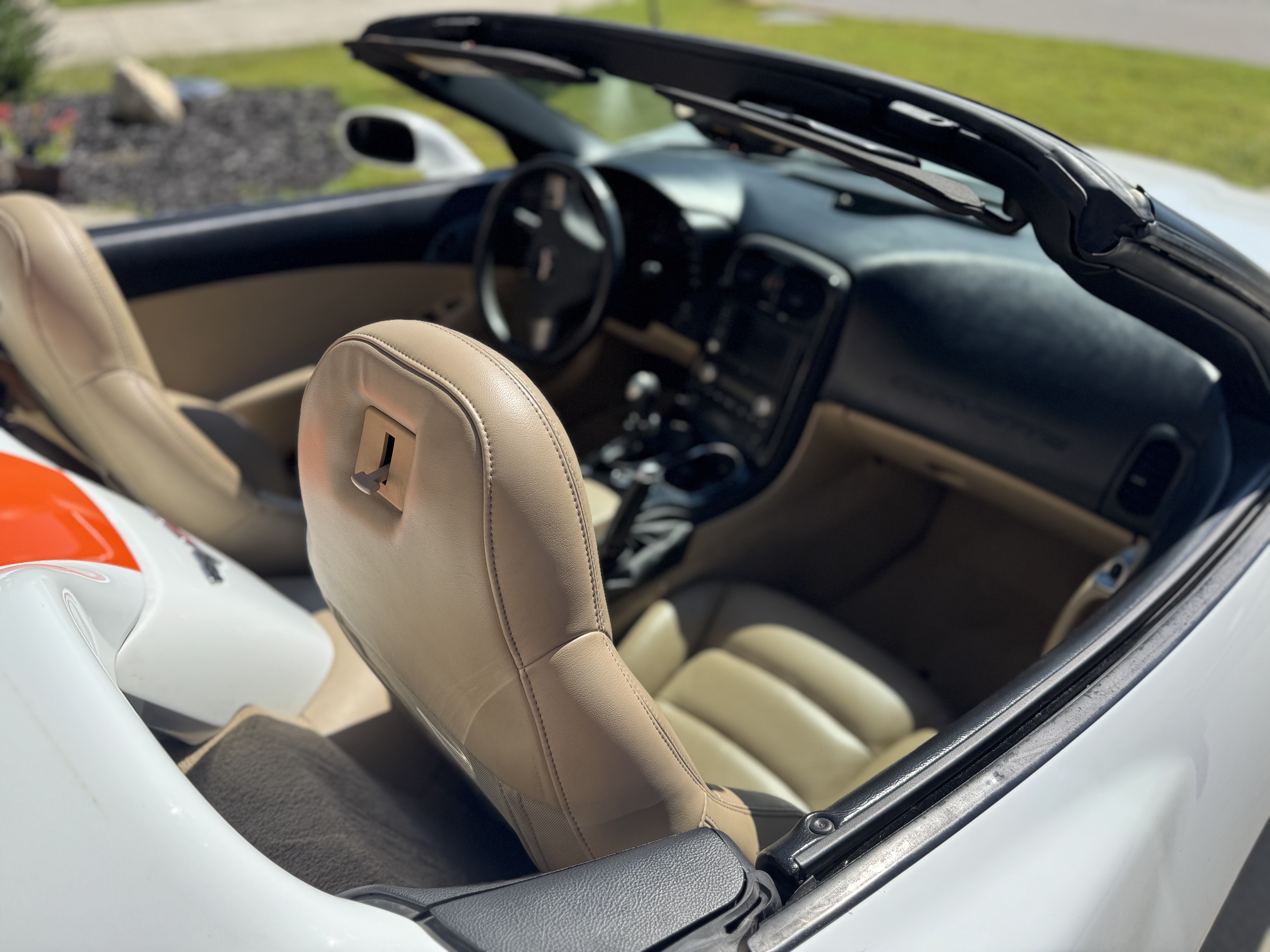 Used 2008 Chevrolet Corvette Convertible w/ Preferred Equipment Group RWD image 6