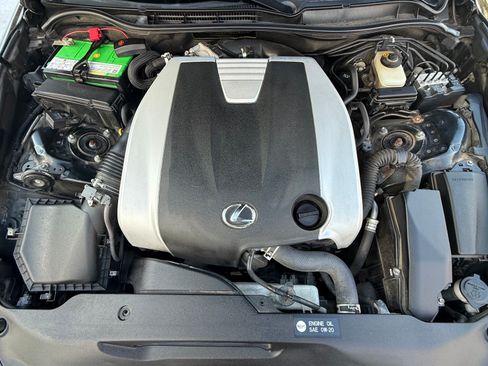 Used 2017 Lexus IS 300 AWD image 18