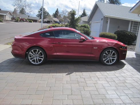 Used 2023 Ford Mustang GT Premium image 5