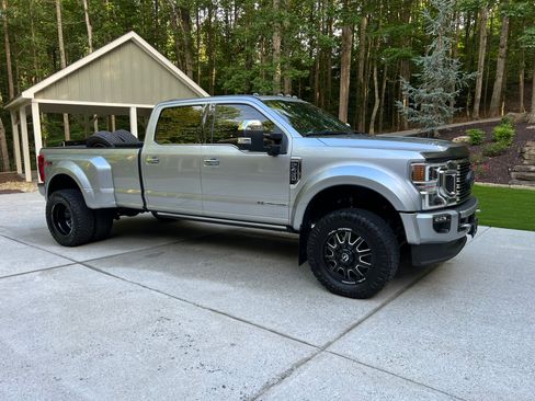 Used 2021 Ford F450 Platinum w/ FX4 Off-Road Package AWD/4WD image 4