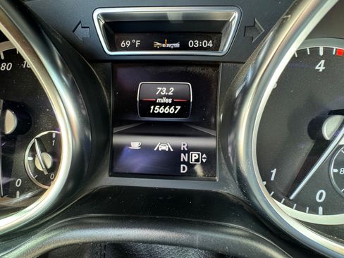 Used 2013 Mercedes-Benz ML 350 BlueTEC 4MATIC image 17