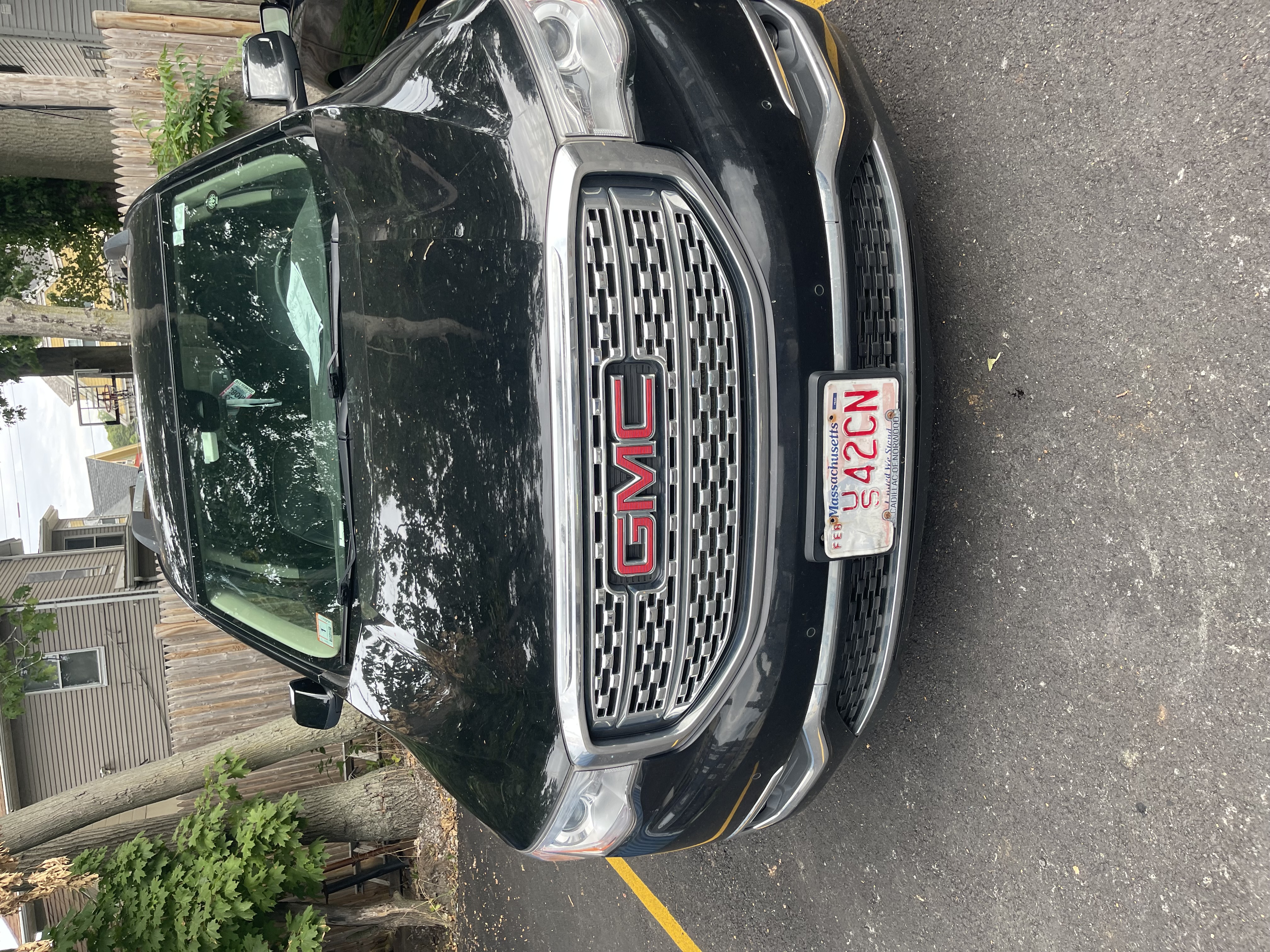 Used 2019 GMC Acadia Denali AWD/4WD image 1