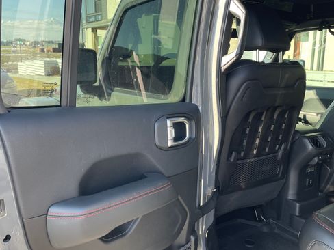 Used 2019 Jeep Wrangler Unlimited Rubicon image 11