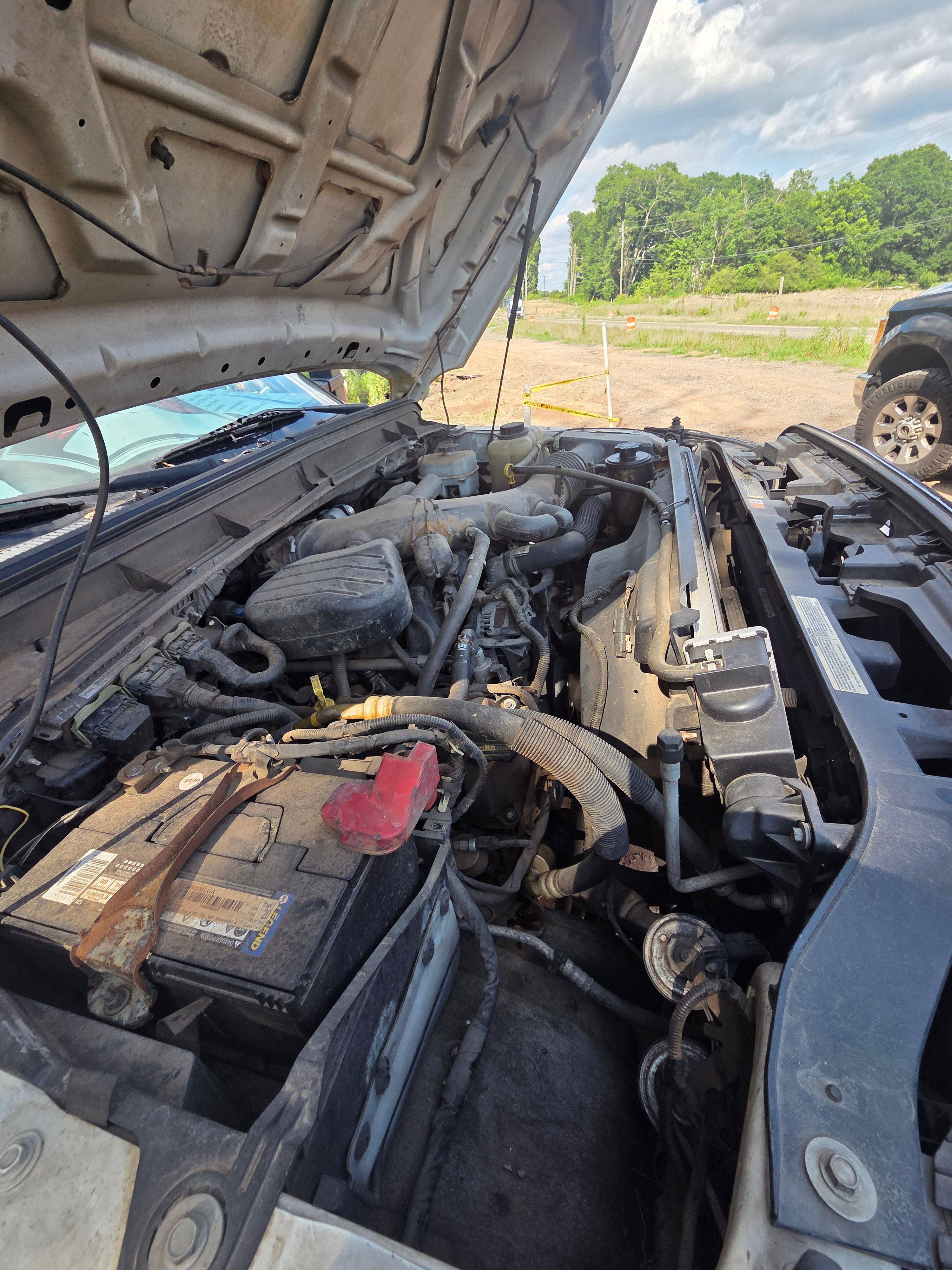 Used 2012 Ford F550 2WD Crew Cab Super Duty image 5