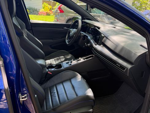 Used 2022 Volkswagen Golf R AWD/4WD image 8