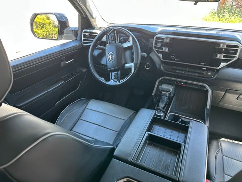 Used 2022 Toyota Tundra SR5 w/ SR5 Convenience Package RWD image 21