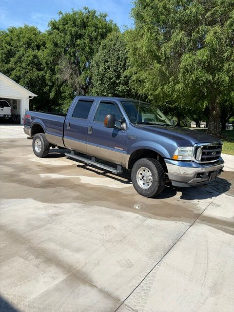 Used 2004 Ford F350 Lariat AWD/4WD image 2
