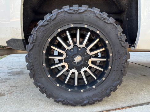 Used 2014 Chevrolet Silverado 1500 LT image 13