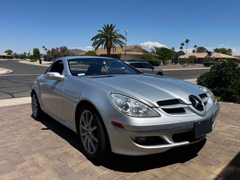 Used 2005 Mercedes-Benz SLK 350 image 17