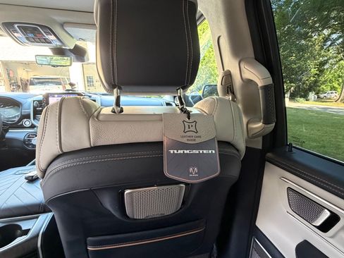 Used 2025 RAM 1500 Tungsten AWD/4WD image 14