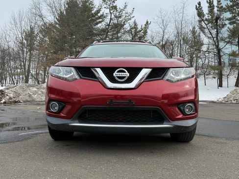 Used 2015 Nissan Rogue SL w/ SL Premium Package image 2
