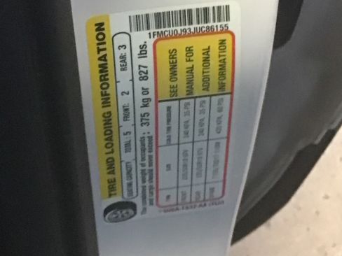 Used 2018 Ford Escape Titanium w/ Ford Safe & Smart Package image 18