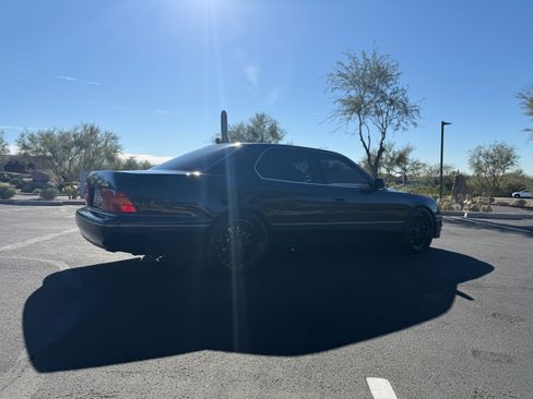 Used 1995 Lexus LS 400 400 Sedan 4D image 4