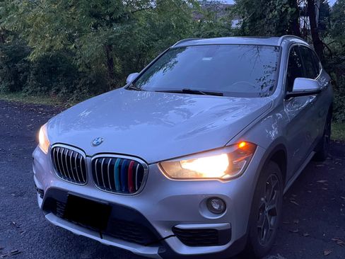 Used 2018 BMW X1 xDrive28i AWD/4WD image 23