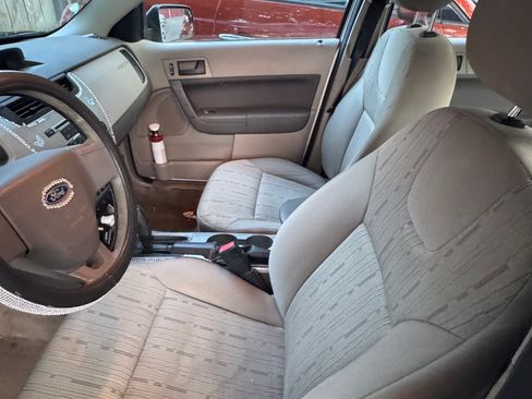 Used 2008 Ford Focus SE FWD image 16