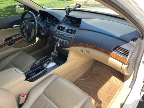 Used 2011 Honda Accord EX-L image 15