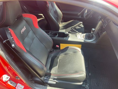 Used 2013 Scion FR-S image 4