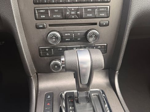 Used 2012 Ford Mustang Convertible RWD image 11