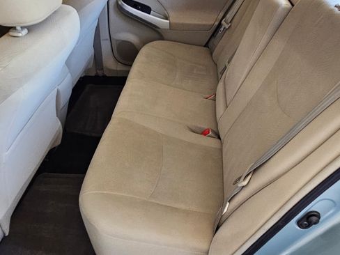 Used 2015 Toyota Prius Two FWD image 11