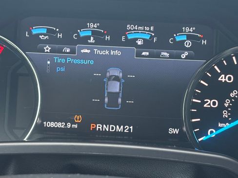 Used 2016 Ford F150 Platinum w/ Equipment Group 701A Luxury AWD/4WD image 20