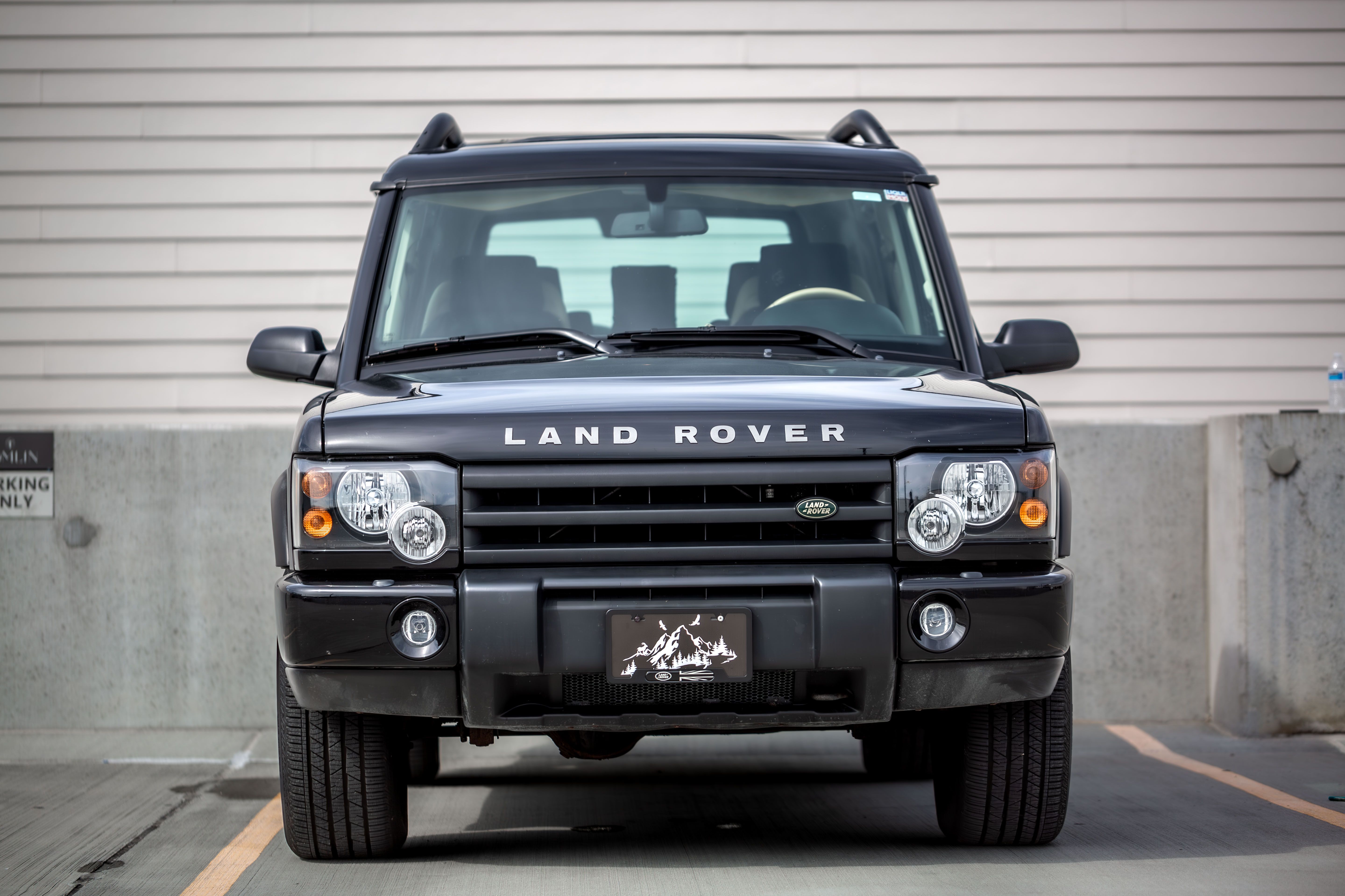 Used 2004 Land Rover Discovery SE AWD/4WD image 1