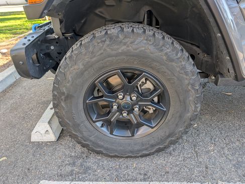 Used 2021 Jeep Wrangler Unlimited Rubicon 4xe w/ Steel Bumper Group image 20