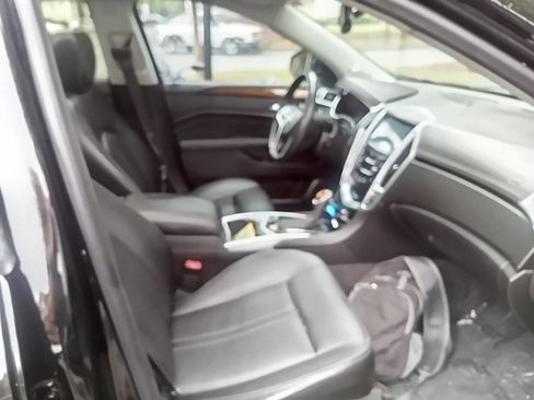 Used 2015 Cadillac SRX Luxury image 10