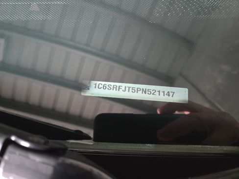 Used 2023 RAM 1500 Laramie image 13