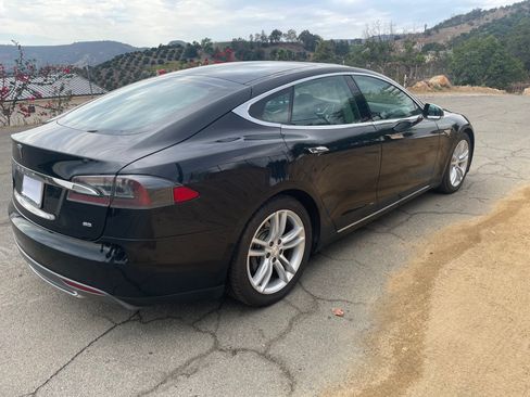 Used 2013 Tesla Model S RWD image 11