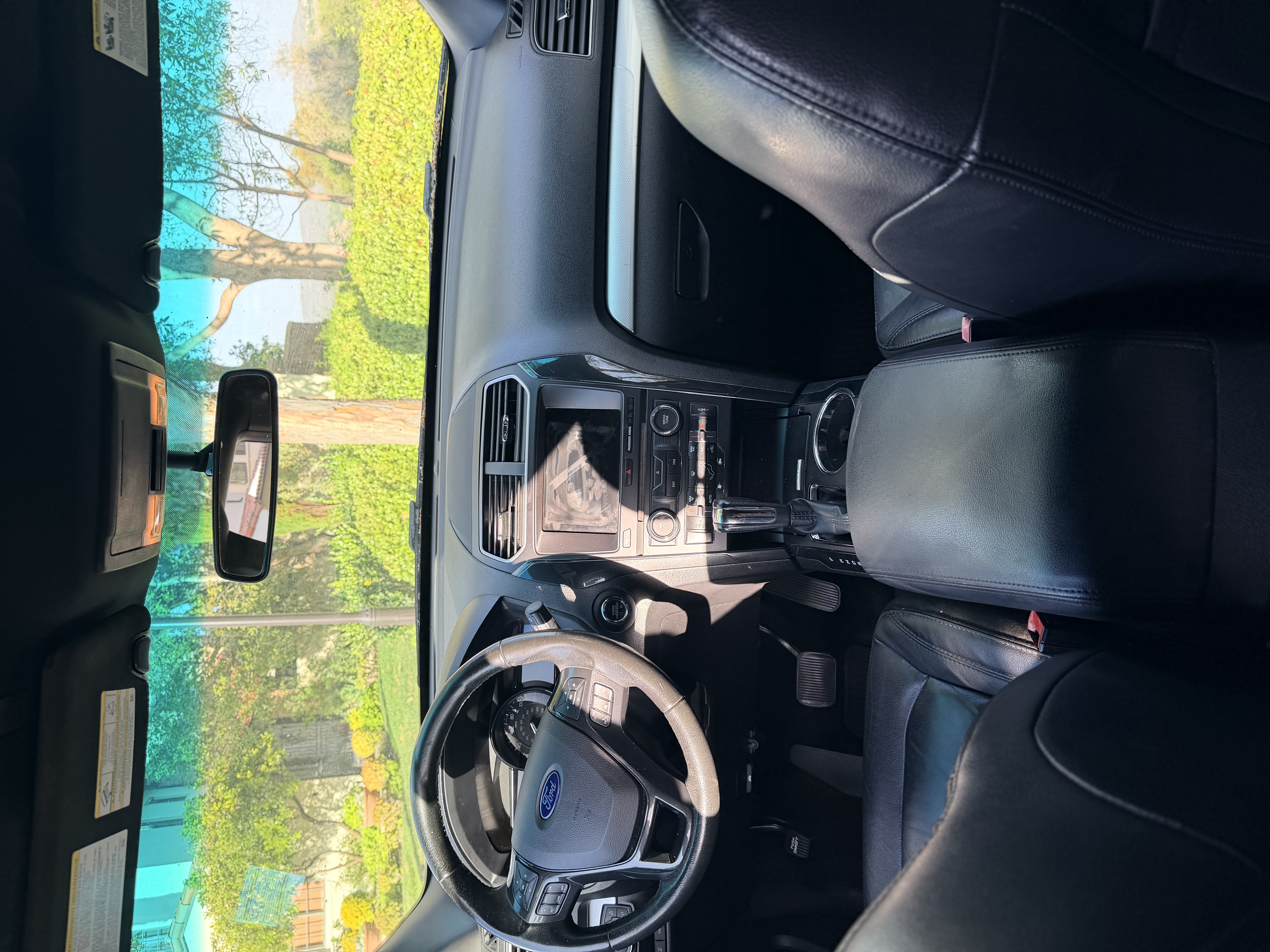 Used 2016 Ford Explorer XLT w/ Equipment Group 202A FWD image 13