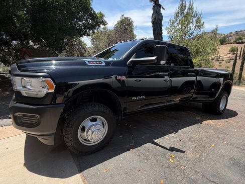 Used 2022 RAM 3500 Tradesman AWD/4WD image 1